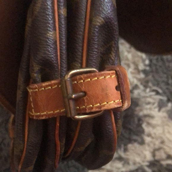 Authentic Vintage Louis Vuitton - Picture 7 of 16